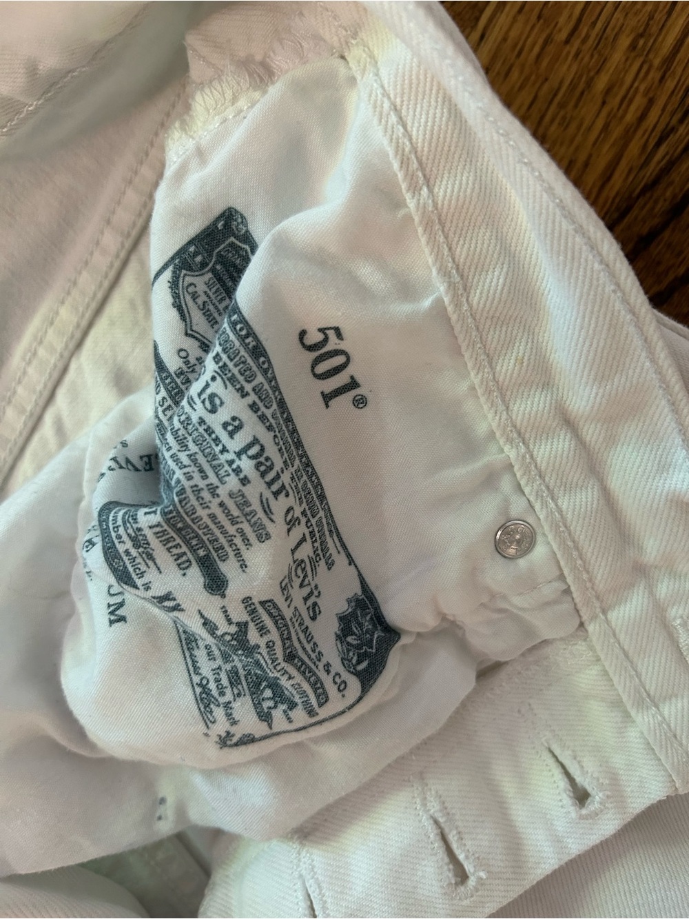 Levi's White High-Rise Straight Leg Jeans - Picture 3 of 5